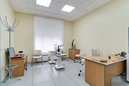 Центр медицинских осмотров - Поликлиника Ростов пр-кт.Соколова 84/302 - окулист